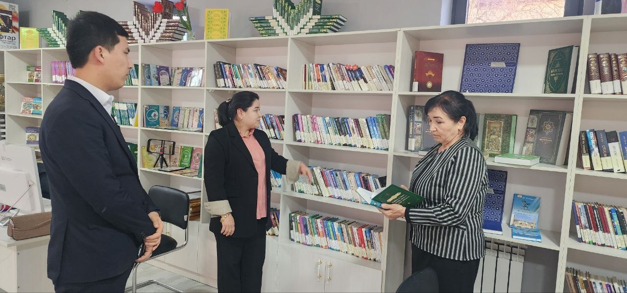 Zarbdor Axborot kutubxona markaziga rasmiy tashrif